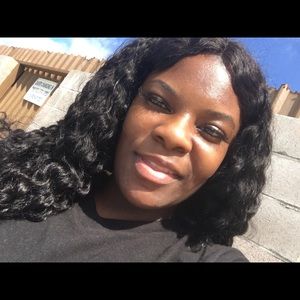 Meet your Posher, Lee